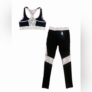 Psycho Bunny workout bra and yoga pants set size medium